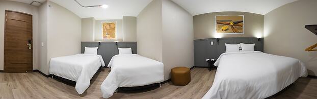 Bon 17 Hotel