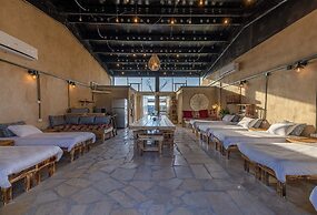 ibex unique Desert Inn