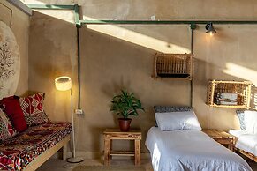 ibex unique Desert Inn