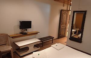 Lotus Resort