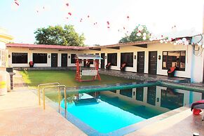 Lotus Resort