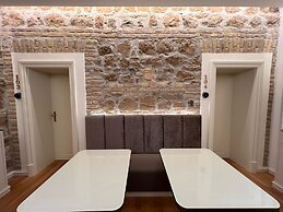 Martina Suites