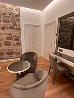 Martina Suites