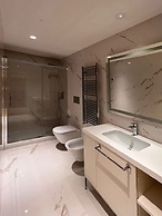 Martina Suites