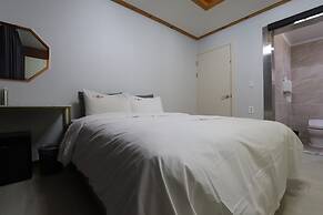 Z Hotel