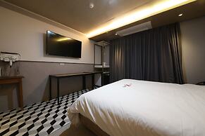 Z Hotel