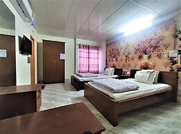 HOTEL PUSHPO BILASH