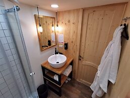 Jewelberry Glamping