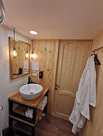 Jewelberry Glamping
