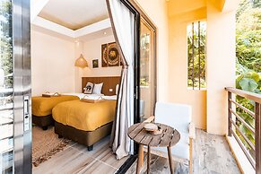 Molly Resort