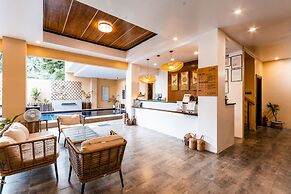 Molly Resort