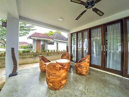 S Hotel & Resort