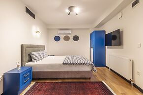 Hexa Suites Hotel
