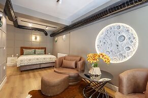 Hexa Suites Hotel