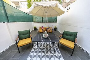 Hexa Suites Hotel