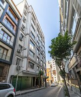 Hexa Suites Hotel