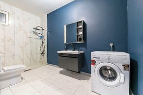 Hexa Suites Hotel