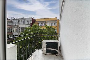 Hexa Suites Hotel