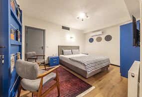 Hexa Suites Hotel
