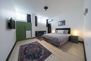 Hexa Suites Hotel
