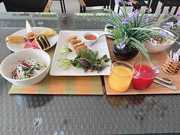 Hong Bin Bungalow Resort