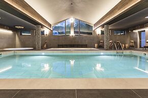 ARIETES MARMONT RESORT