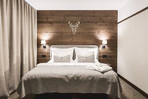 ARIETES MARMONT RESORT