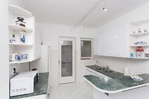 Apartment Rea