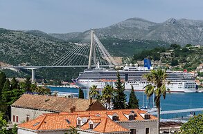 Apartment Marina View