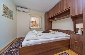 Apartment Maru