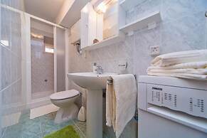 Apartment Maru