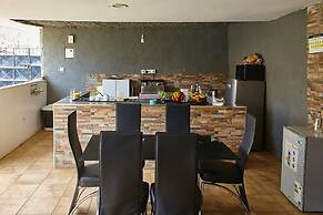 Nairobi Airport Inn
