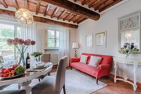 Donato Farmhouse Apartment With Pool