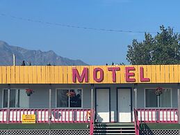 Glacier View Inn