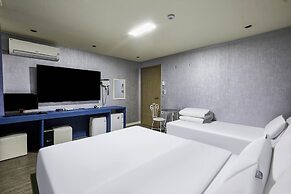 GALLERIA HOTEL