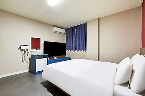 GALLERIA HOTEL