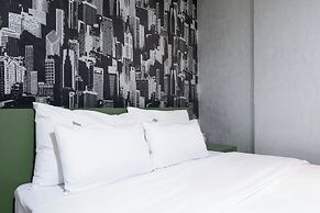 GALLERIA HOTEL