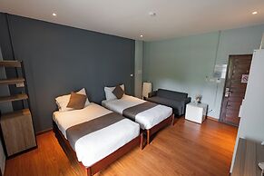 A Hotel Cozy
