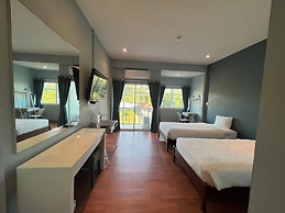 A Hotel Cozy