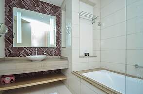 Business Bay Paramount Towers 1BR