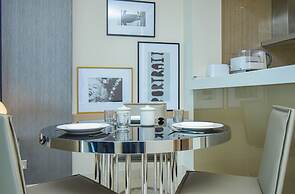 Business Bay Paramount Towers 1BR