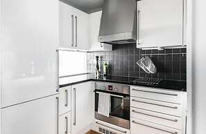 2ndhomes Deluxe Studio w Sauna & Balcony