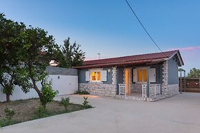 Amygdalia Villa