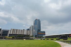 Courtyard By Marriott Setia Alam