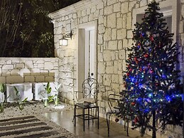 Fedora Alacati