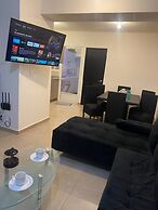 Hermosa Casa Con Laguna Y Alberca