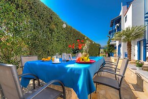 Bbq, Balcony, 42mbps, King, Backyard, Full Kitchen-1