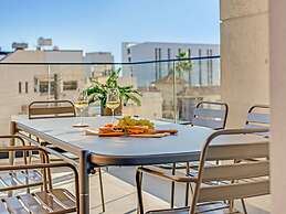 Sanders Crystal 1 - Cute  2-bdr Apt With Shared Pool