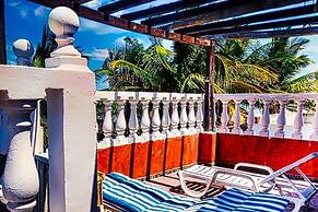 Beachfront Palapa In El Cuyo, Best Views