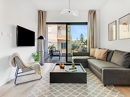 Sanders Crystal 1 - Charming 1-bdr Apt With Shared Pool